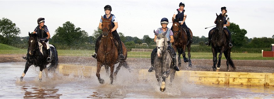 Mendip Plains Equestrian Centre Somerset Cross Country Schooling